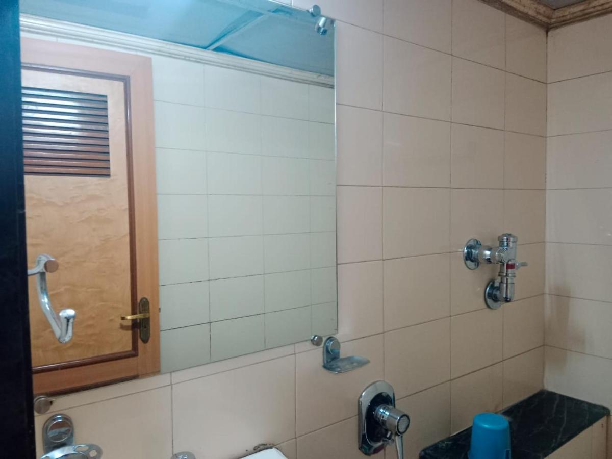 Pooja International Nashik Hotel Eksteriør billede